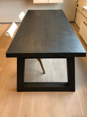 Foto: Dekkend Zwarte tafel design