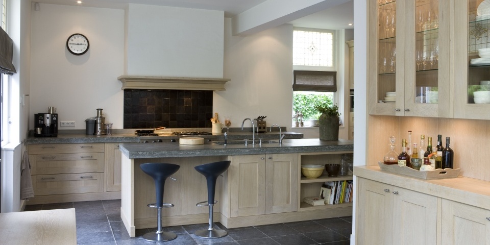 Foto: Wonennl the living kitchen landelijk klassieke keukens