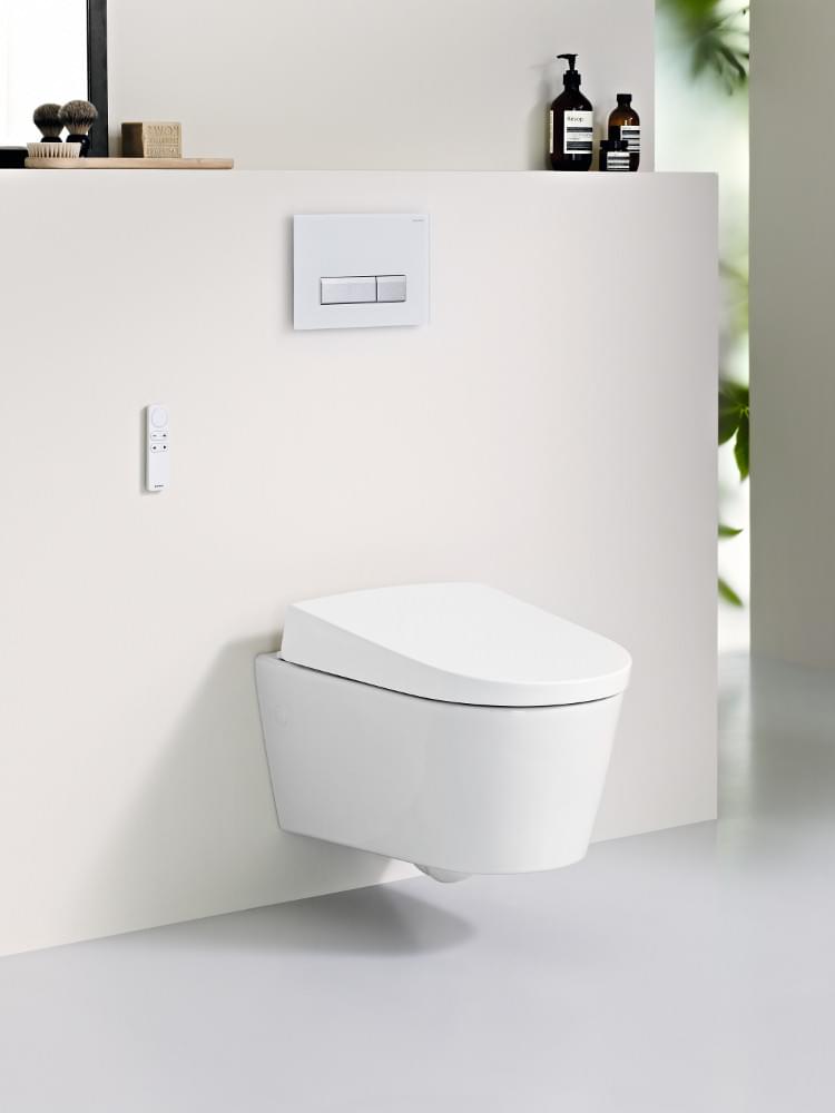 Nieuwe douchewc Geberit AquaClean Sela oogt als een normaal toilet.