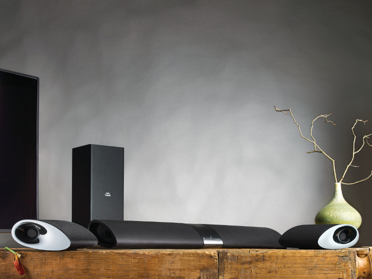 EISA Home Theater Innovation Award 2013-2014 voor Philips Fidelio SoundBar. De eerste soundbar met afneembare speakers.
