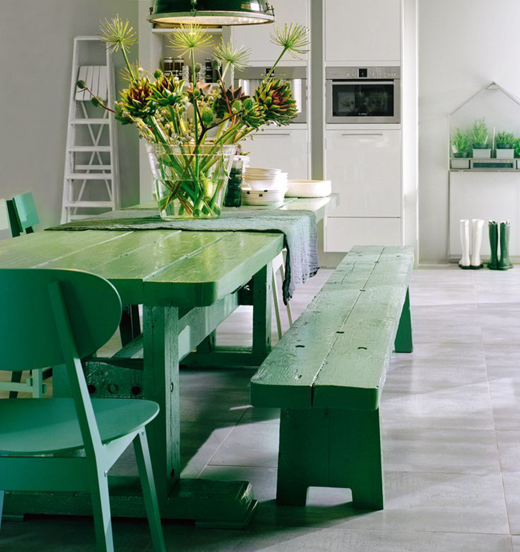 Foto: meubels-opknappen-groene-tafel-1-bron_vtwonen_nl