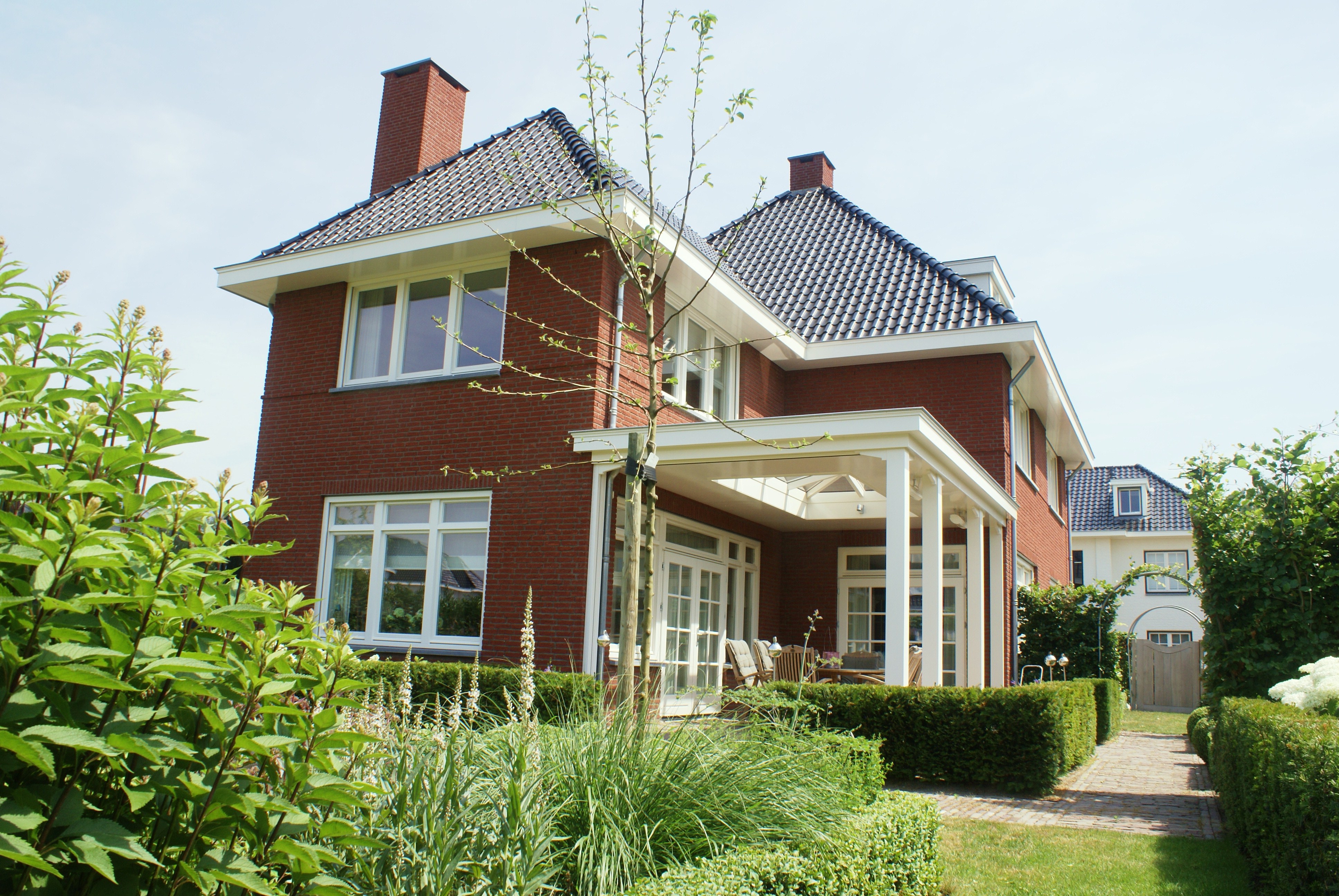 Véranda mirror closet doors