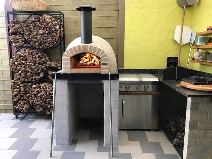 Foto: amalfi pizza oven hout 1
