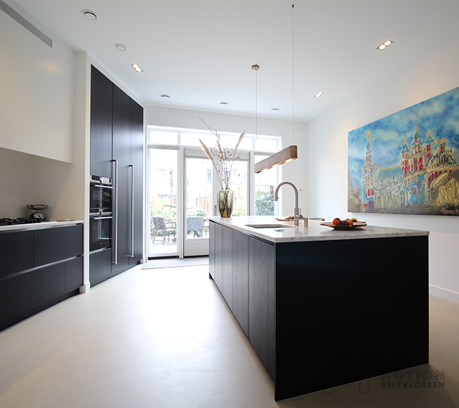 Foto: keuken zwart   cork 