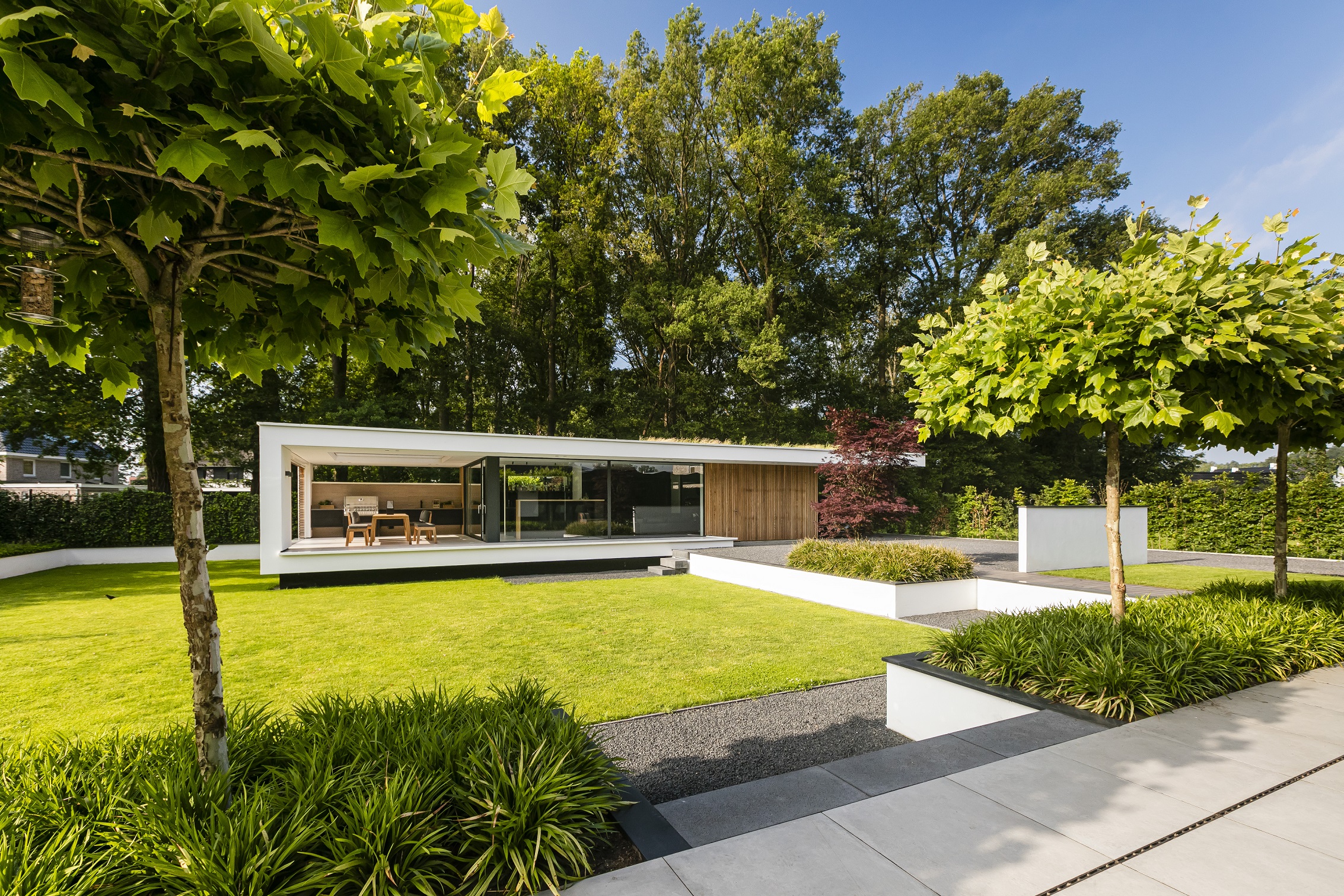 Foto: Villa bouwen   Luxe buitenverblijf met bar en garage   Lichtenberg Exclusieve Villabouw  2 