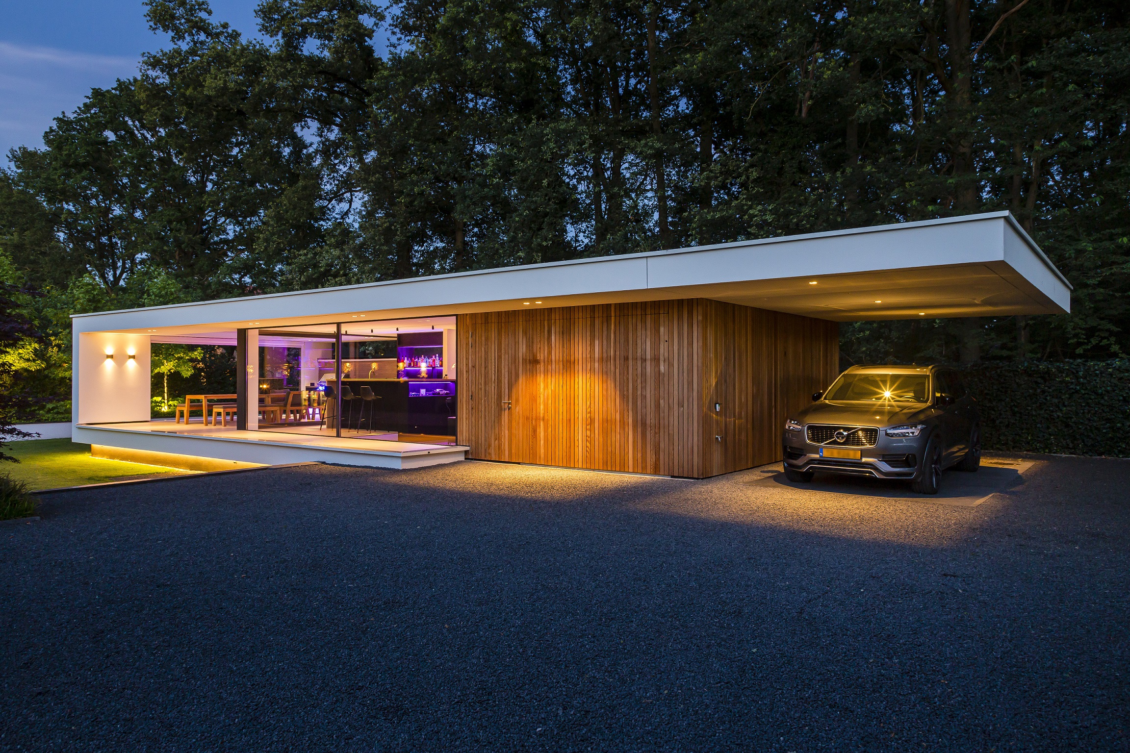 Foto: Villa bouwen   Luxe buitenverblijf met bar en garage   Lichtenberg Exclusieve Villabouw  9 