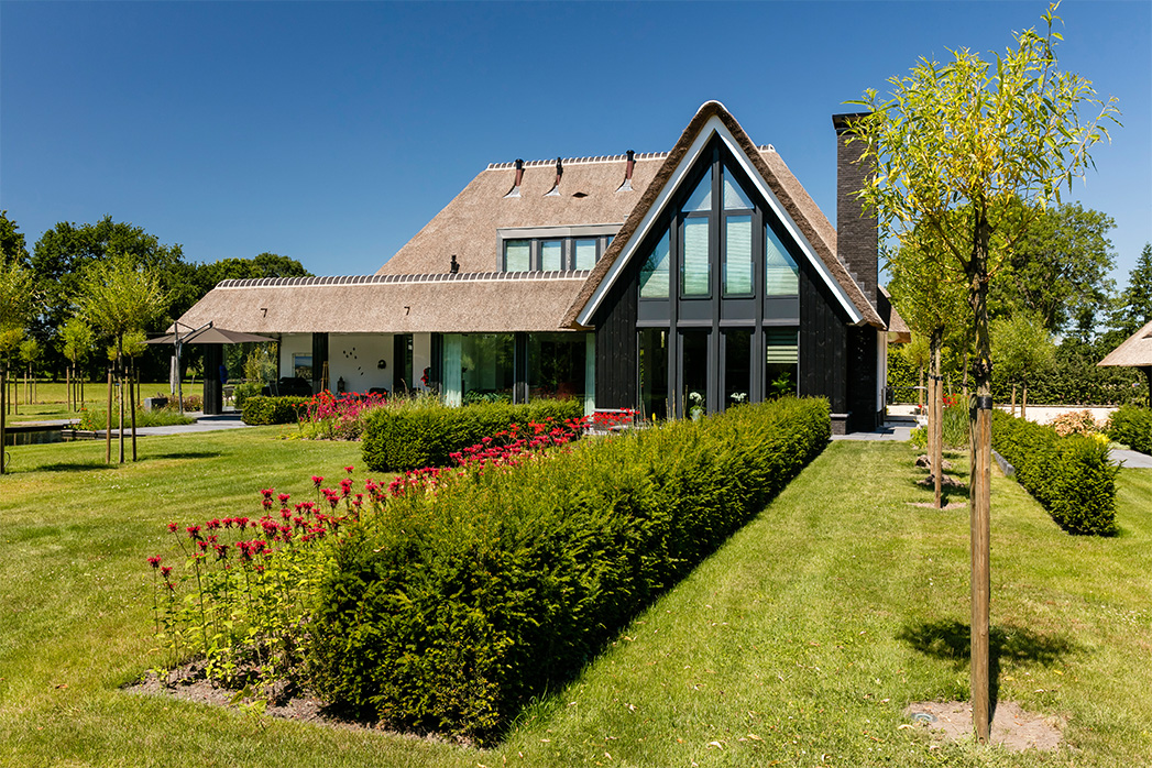 Foto: Villa bouwen   wat een geweldige tuin villa Hooglanderveen   Lichtenberg Exclusieve Villabouw