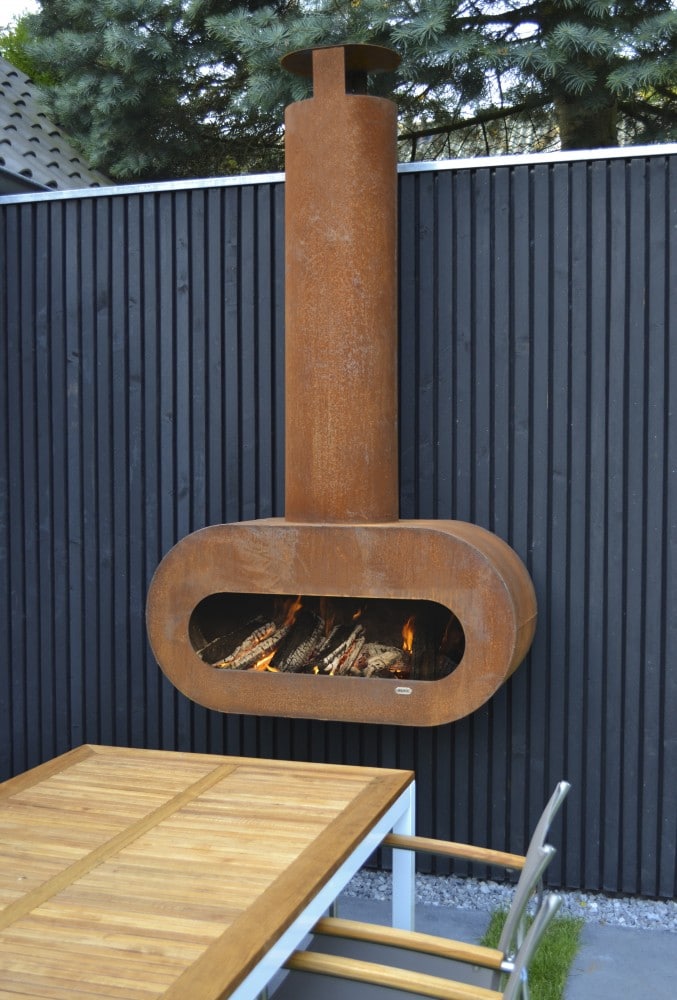 Foto: Zeno Barro Libero buitenhaard tuinhaard terrashaard fireplace cheminee gartenkamin 241