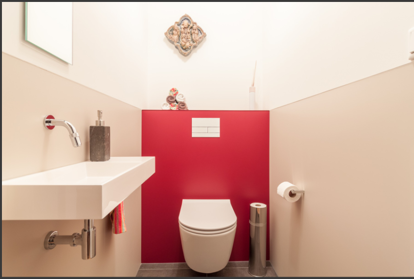 Foto: Toilet ombouw bekleed met Bokmerk