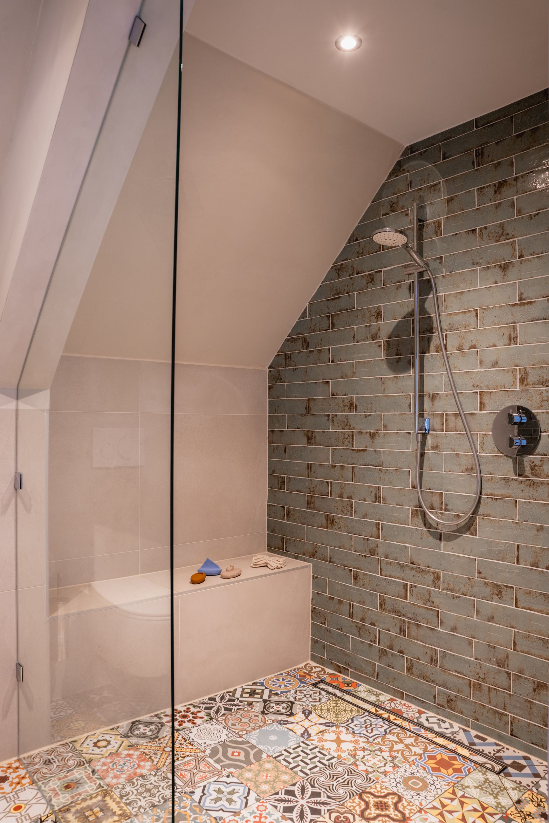 Foto: landelijke en luxe badkamers in purmerend    eerste kamer badkamers   003