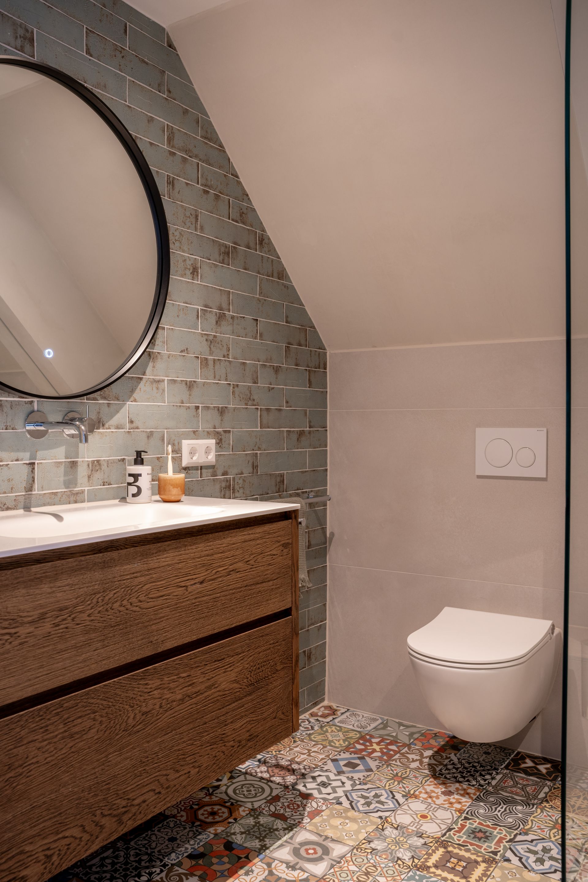 Foto: landelijke en luxe badkamers in purmerend    eerste kamer badkamers   005