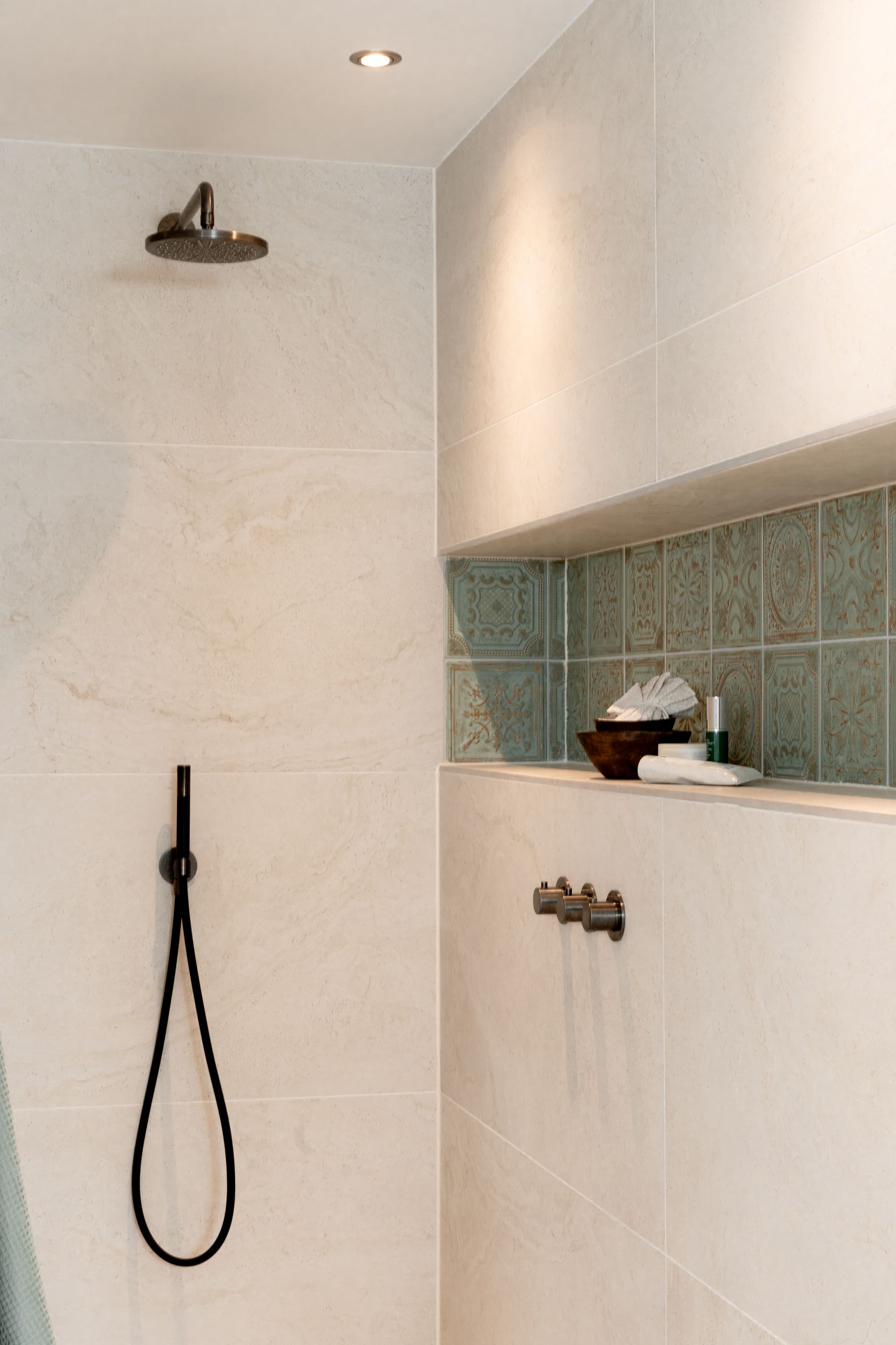 Foto: landelijke en luxe badkamers in purmerend    eerste kamer badkamers   022