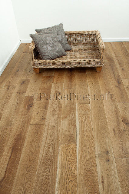 Foto: Massief Parket LeBois Walnoten hardwax  B met item