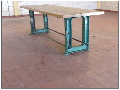 Foto: industriele tafel 04