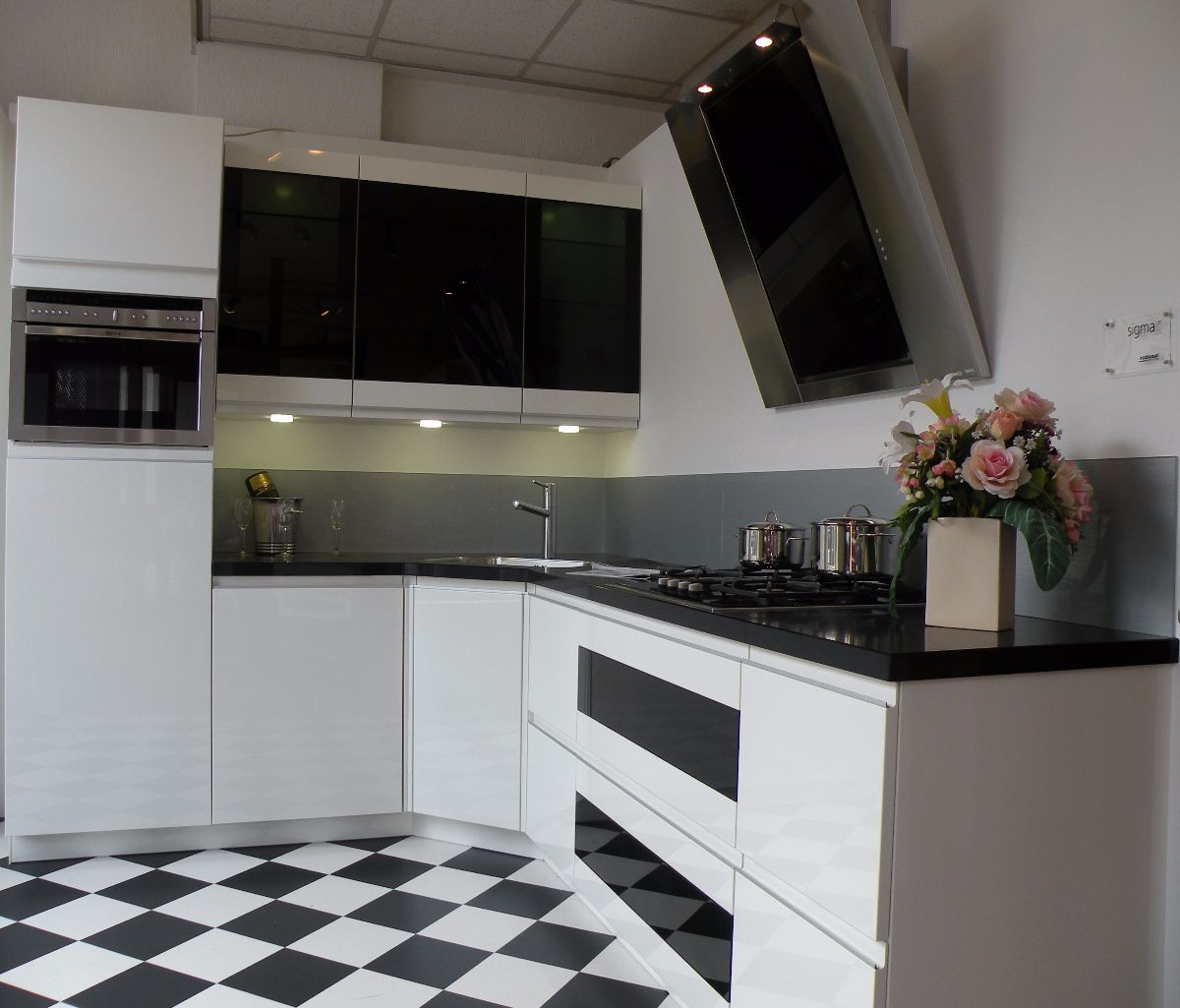 Foto: Brandsen showroomkeuken1