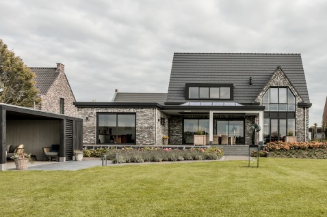 Foto : In welke kleuren zijn aluminium kozijnen beschikbaar?