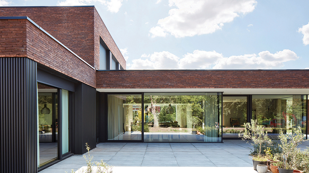 Foto : Waarom kiezen voor aluminium kozijnen?