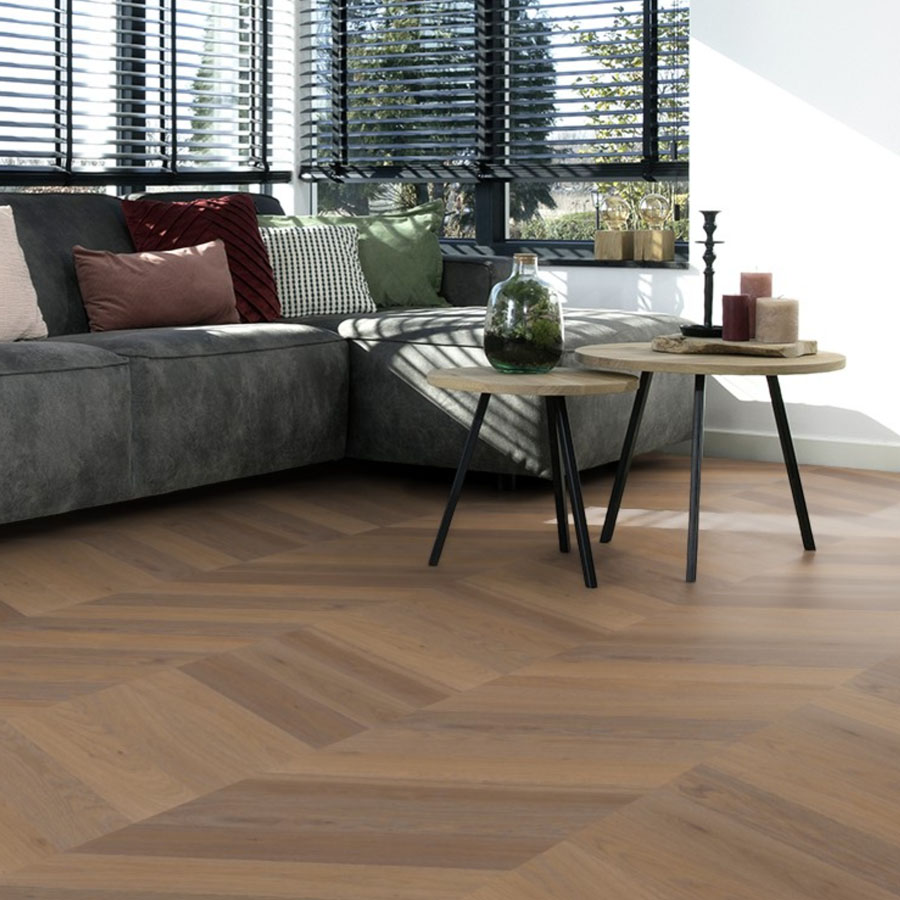 Foto: Hongaarse punt 60 12x52 cm wit geolied donker sfeer woonkamer