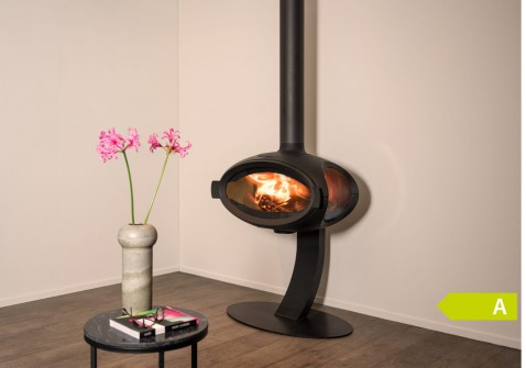 Foto : Wanders Mata Curve – Sculpturaal vuur aan een slanke voet