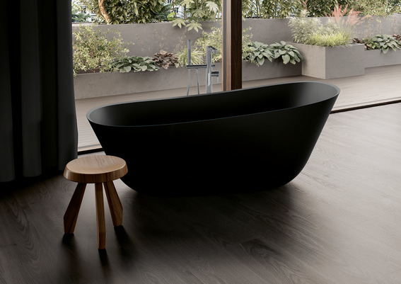 Foto: VB Luxury Finion allblack Liquid Temple Detail BW CMYK 2025