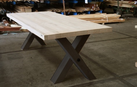 Foto: Crosskeys metalen poten eiken