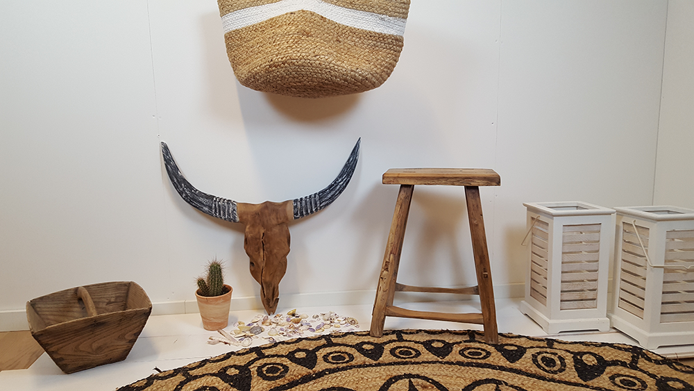 Foto: Dekkend witte grenen vloer 1