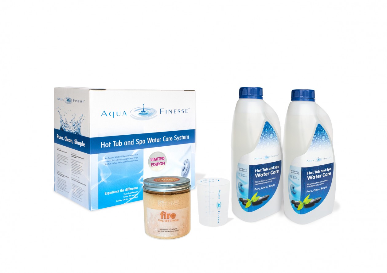 Foto: w3 2017 okt en nov Aqua Finesse Hot Tub LIMITED ED