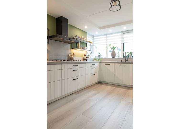 Foto: Velzen Dobra Oak 50 LVP 95100002