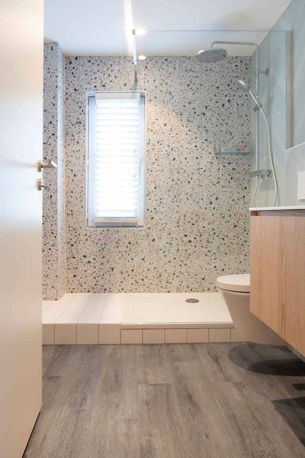 Foto: Wonennl COREtec Naturals Acorn OHNH Berchem Acorn  50 LVPE 854  00025