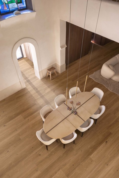 Foto : Coretec vloeren bij Arslan Wonen: duurzame kwaliteit en indrukwekkende showroompresentatie