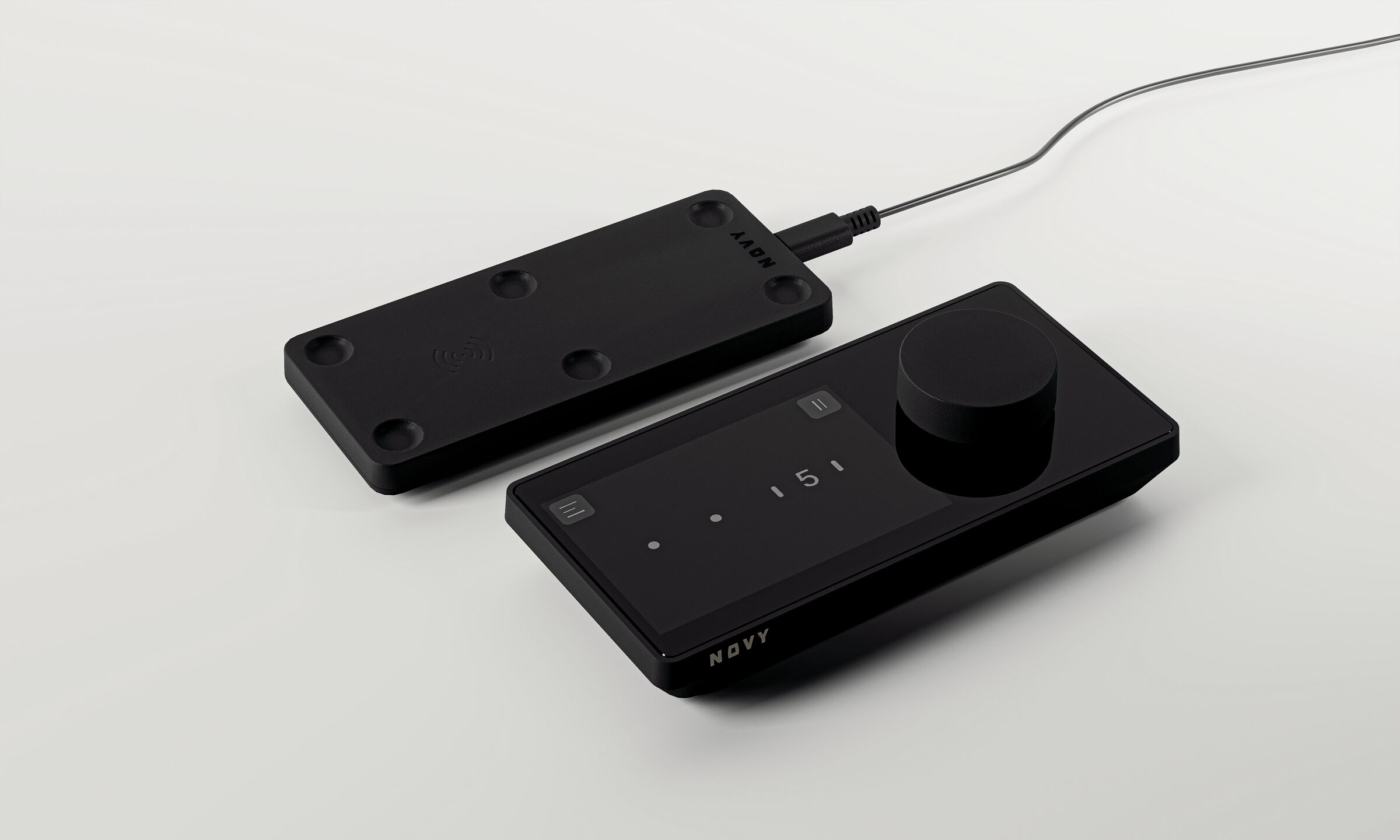 Foto: 95001 Novy Undercover Controller packshot 01wonen nl