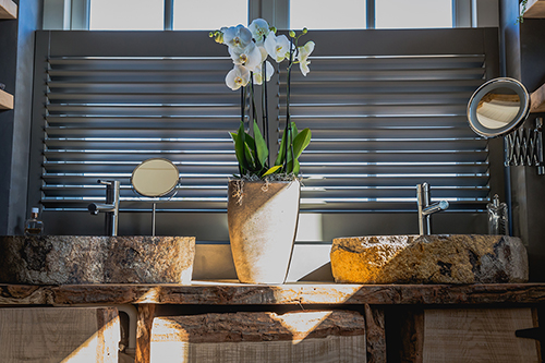 Foto: 16 6 Donkere kleuren   shutters