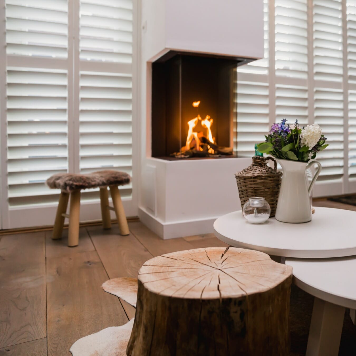 Foto: 3 Blog raamdecoratie in scandinavisch interieur