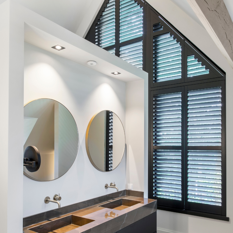 Foto: Blog privacy en sfeer met jaloezieen en shutters   4 