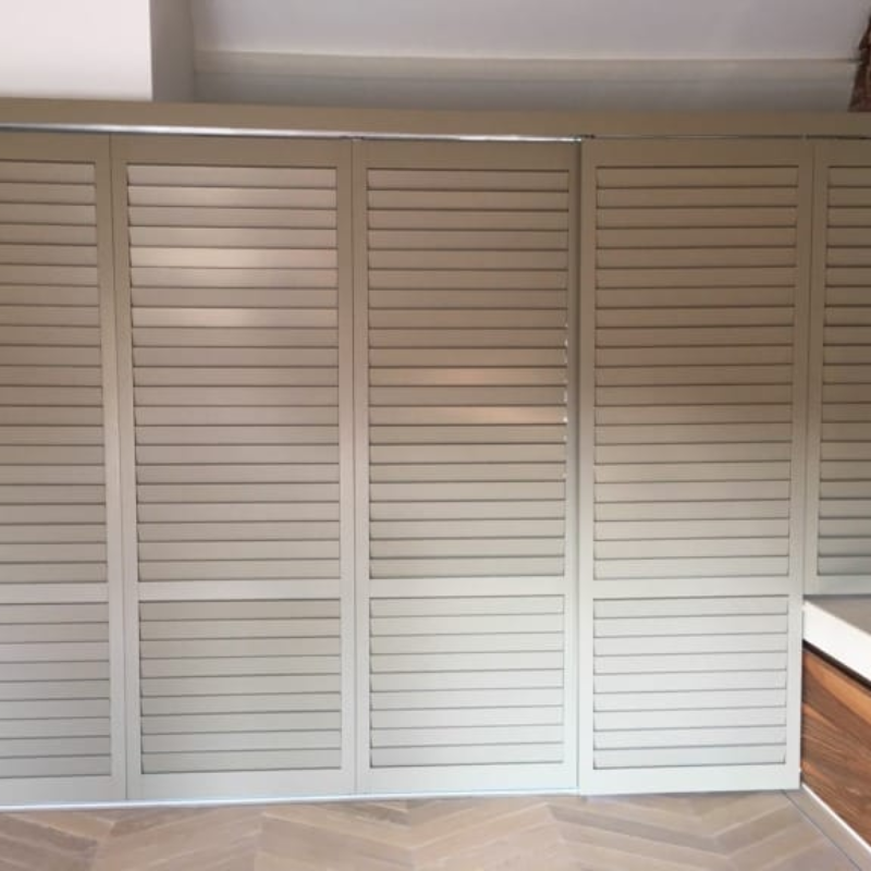 Foto: Gebruik stijlvolle raambekleding als kamerafscheiding  5 