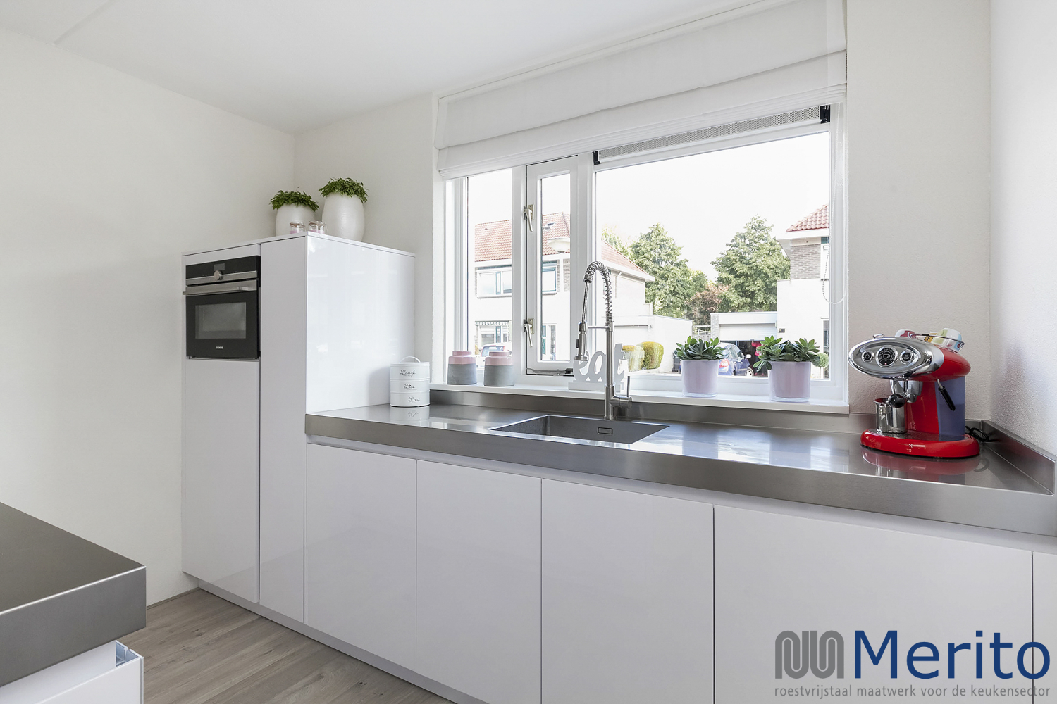 Foto: designkeuken RVS aanrechtblad Merito 4