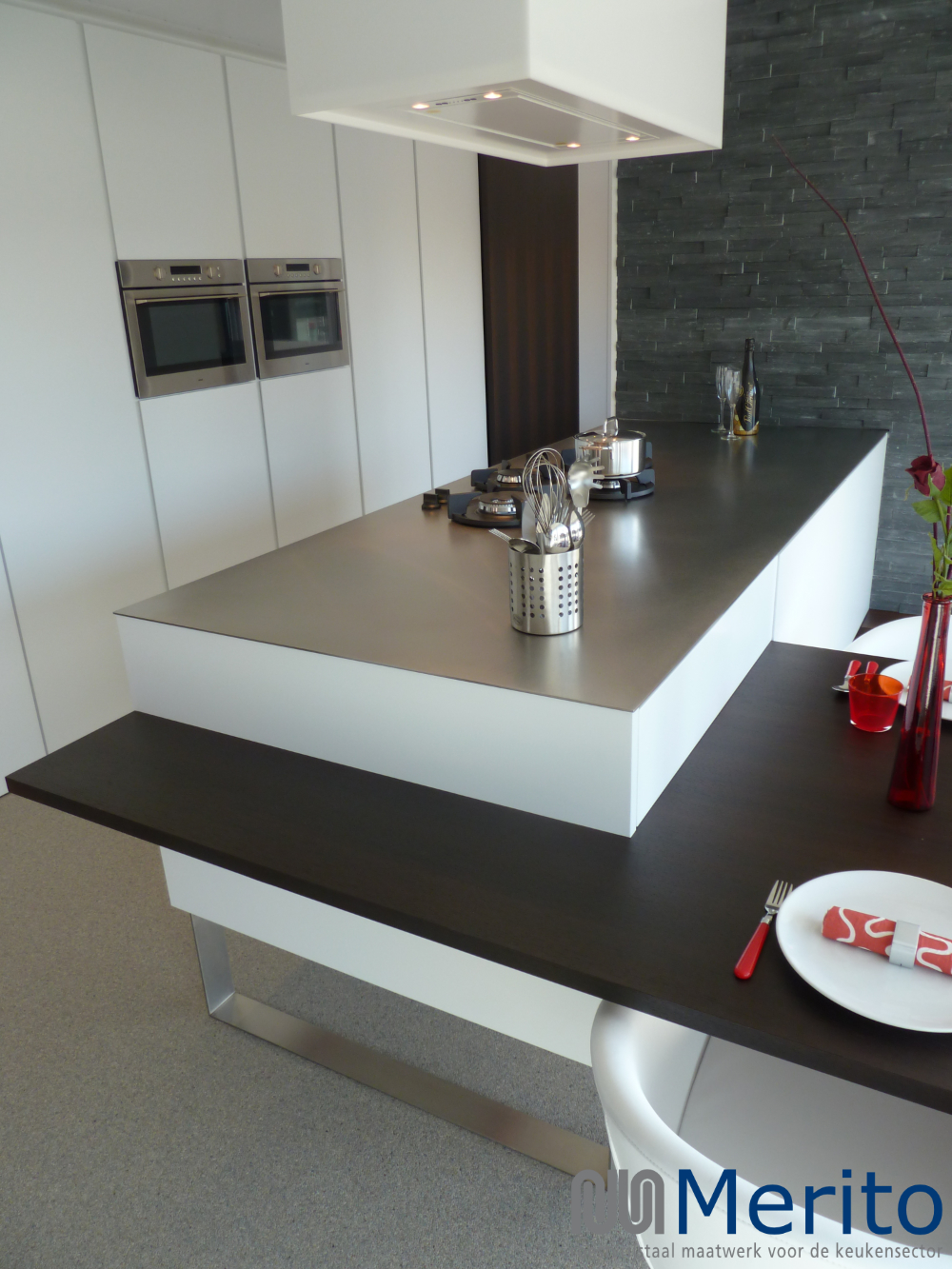 Foto: designkeuken RVS aanrechtblad Merito 8