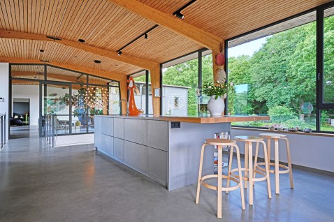 Foto : Maatwerk roestvrijstalen keuken met luxe matte finish