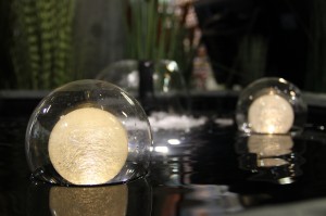 Foto: Floating Glass Lights 2