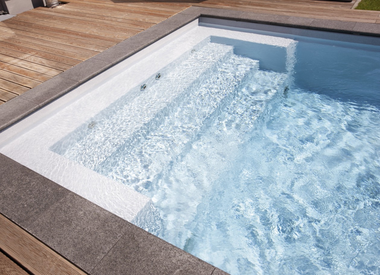 D-Line by RivieraPool: - Zwembad - Wellness & Zwembad - Wonen.nl