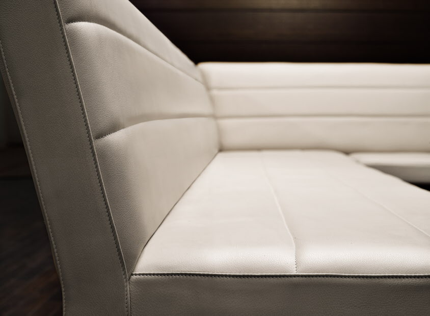 Foto:  ARTESIO   Corner Bench closeup