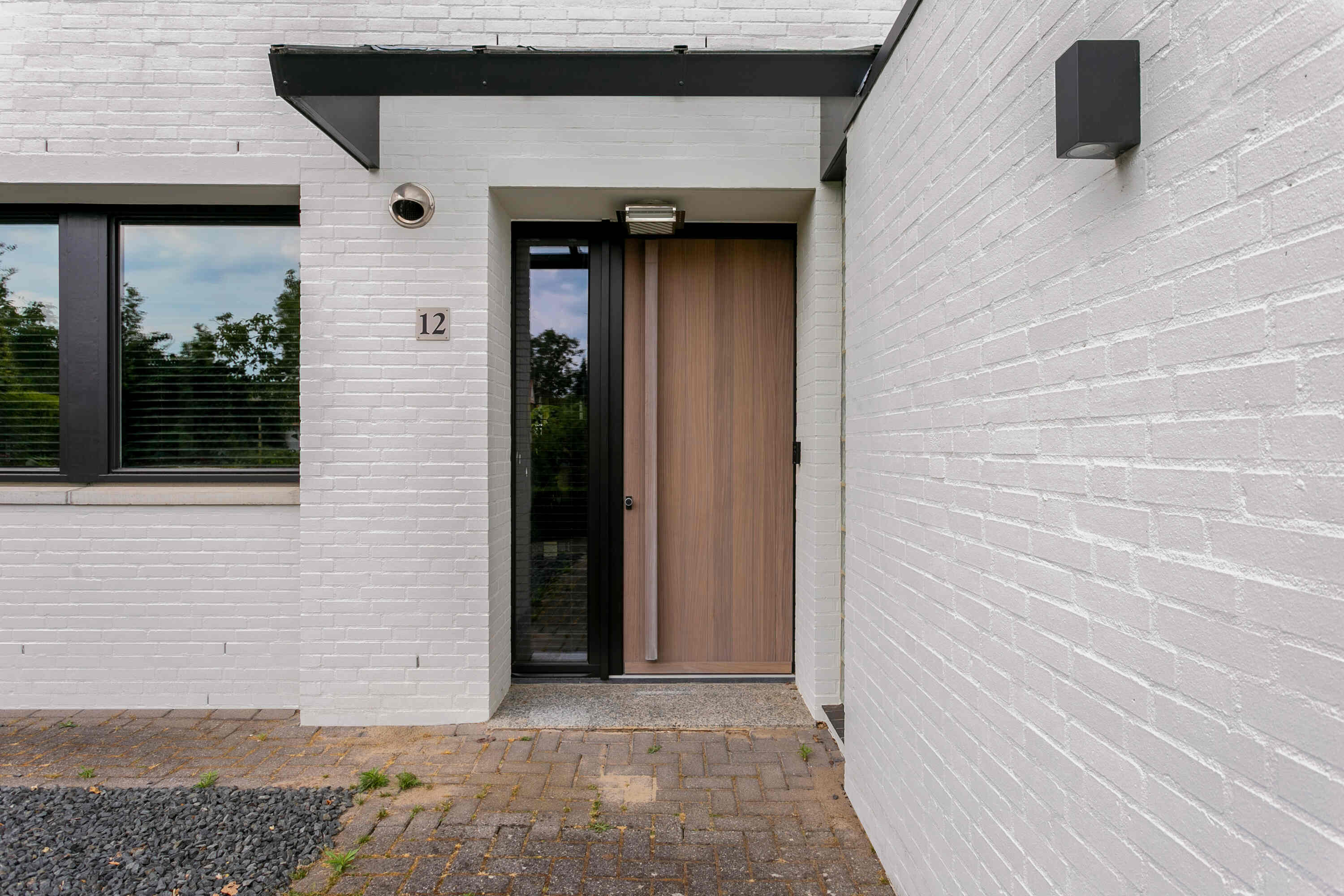 Tijdloze voordeur in hout