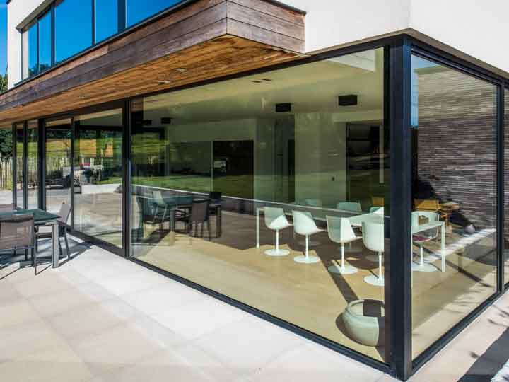 Foto: belisol grote kozijnen woning