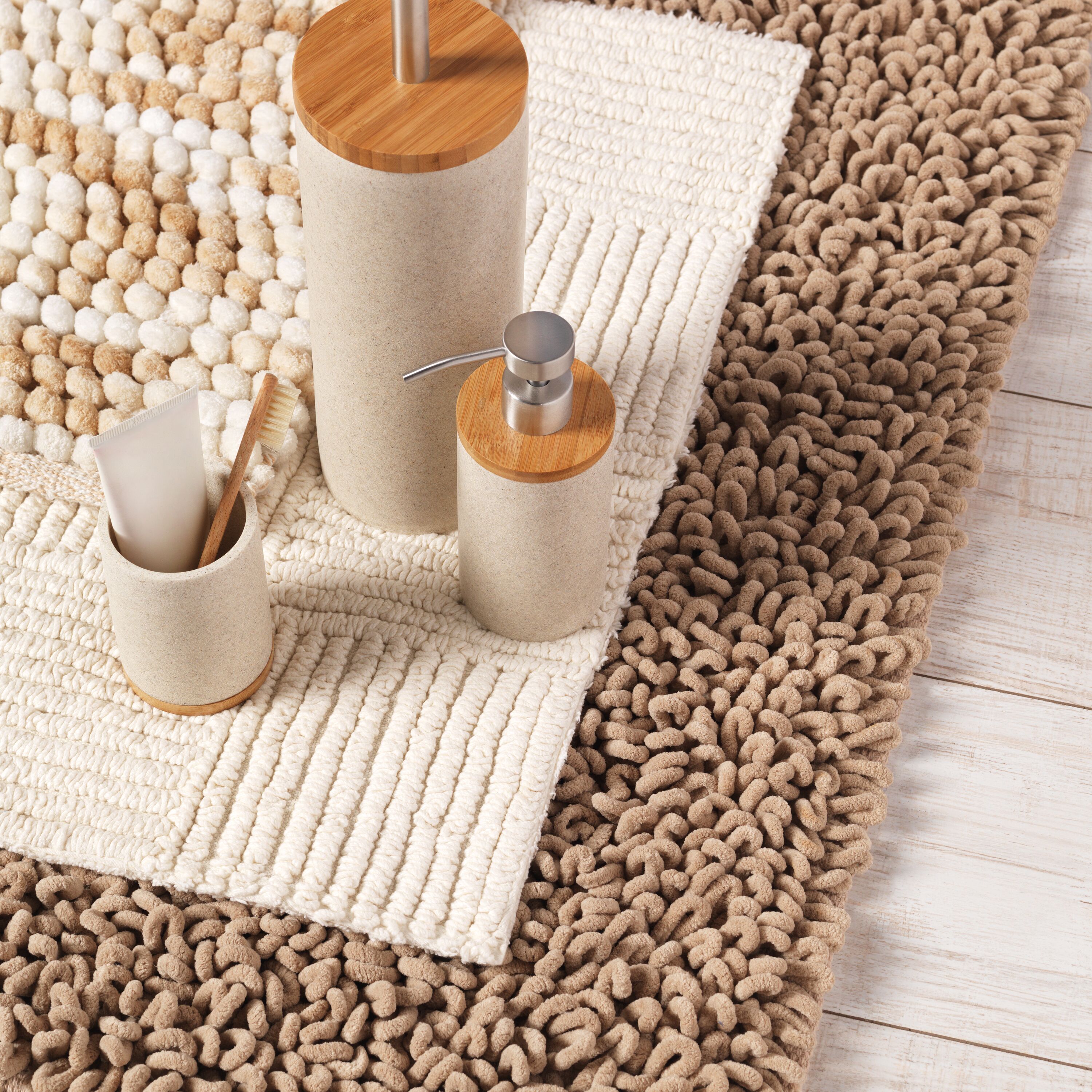 Foto: HR mood sealskin romanticcountryside3 imm 2017