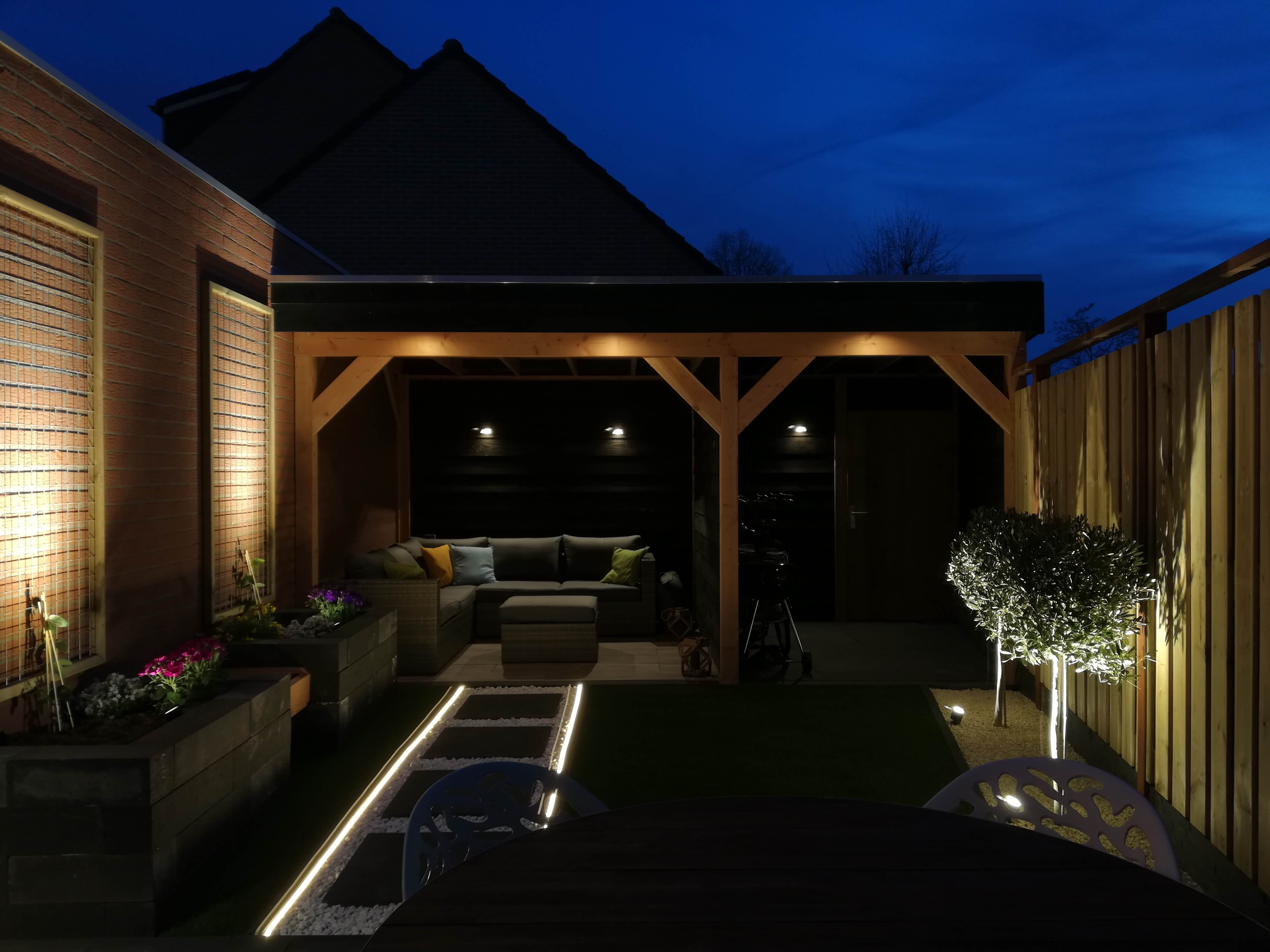 Foto: neon led strip tuin looppad warm wit   2 
