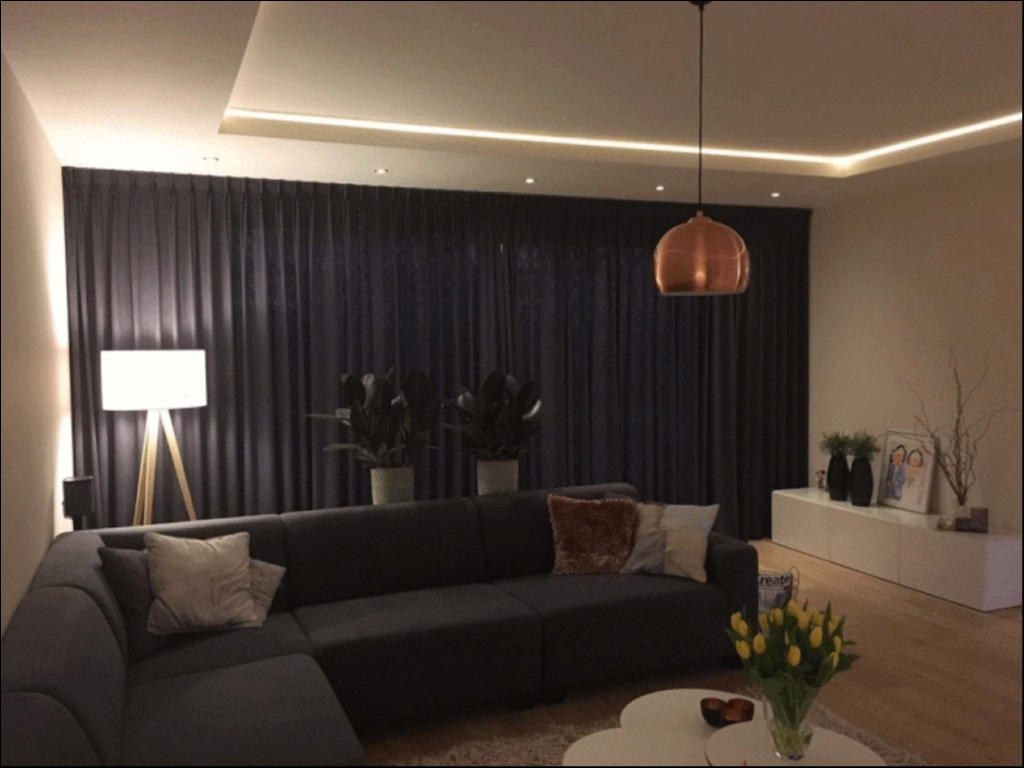 collecties/597/RGBWW_in_Woonkamer(1).gif