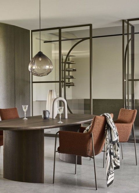 Foto : Welke eetkamerstoelen passen bij mijn eettafel?