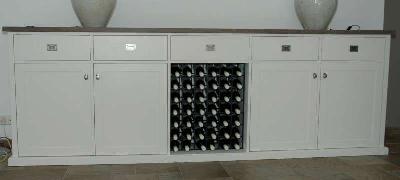 tmaatwerk dressoir met wijnrek kopie-800.jpg