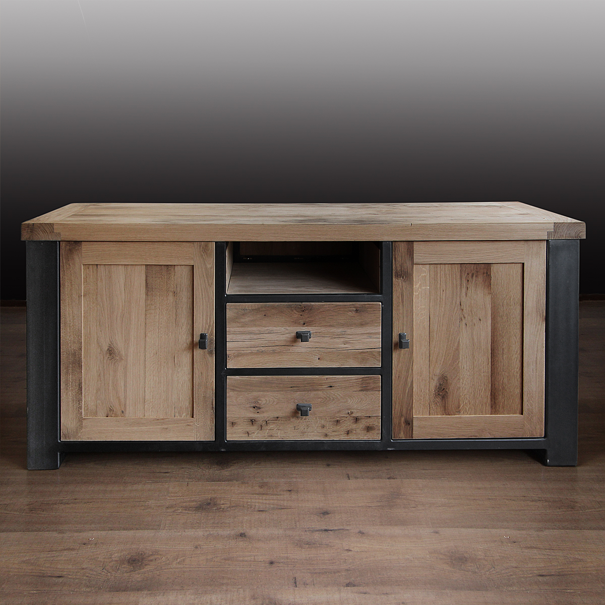 Foto: TV dressoir staal   oud eiken