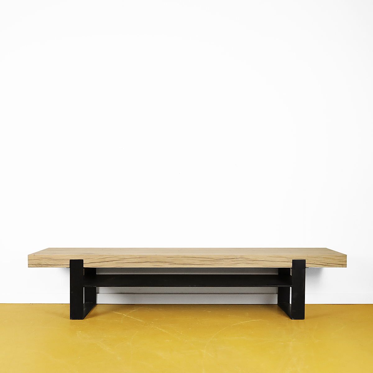 Foto: tv opzet kast tafel oud eiken